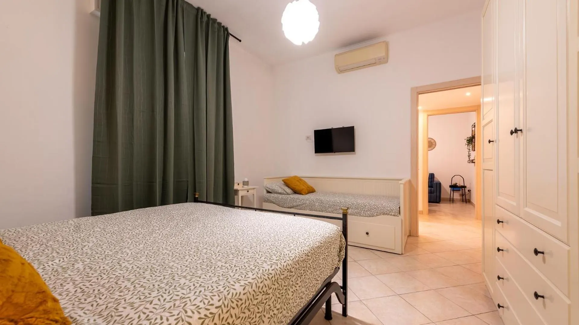 Guest Planet - Maison Citta Studi Milan 0*,