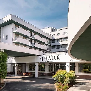 4* فندق Quark